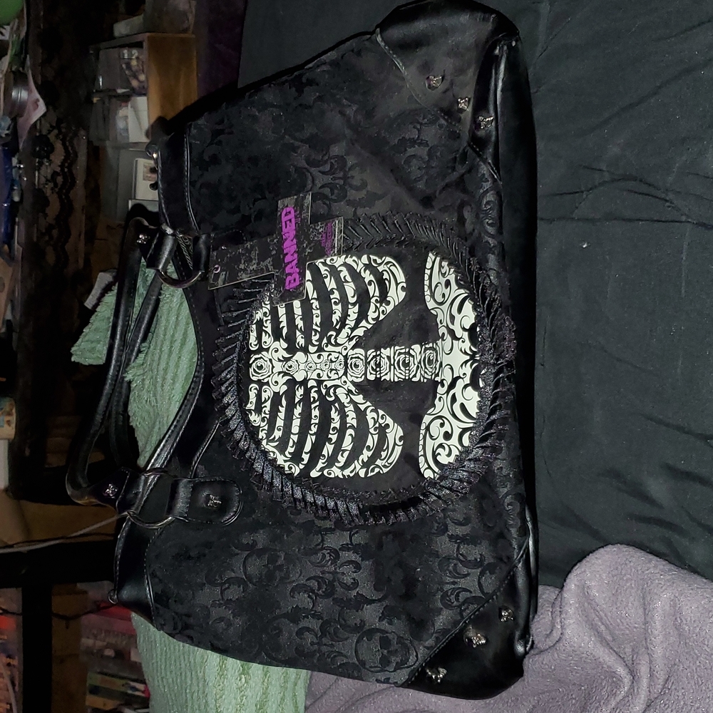 Banned Cross body purse